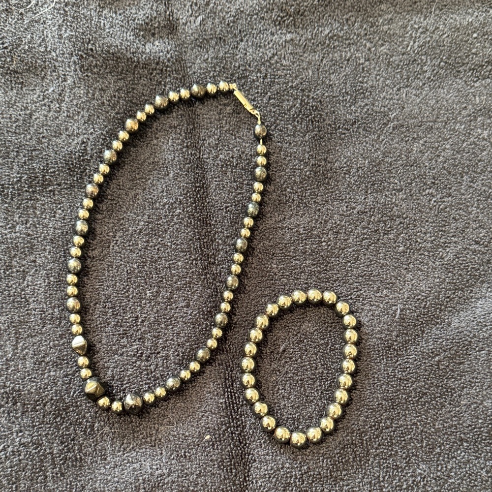 Elegant Hematite Beaded Jewelry Set